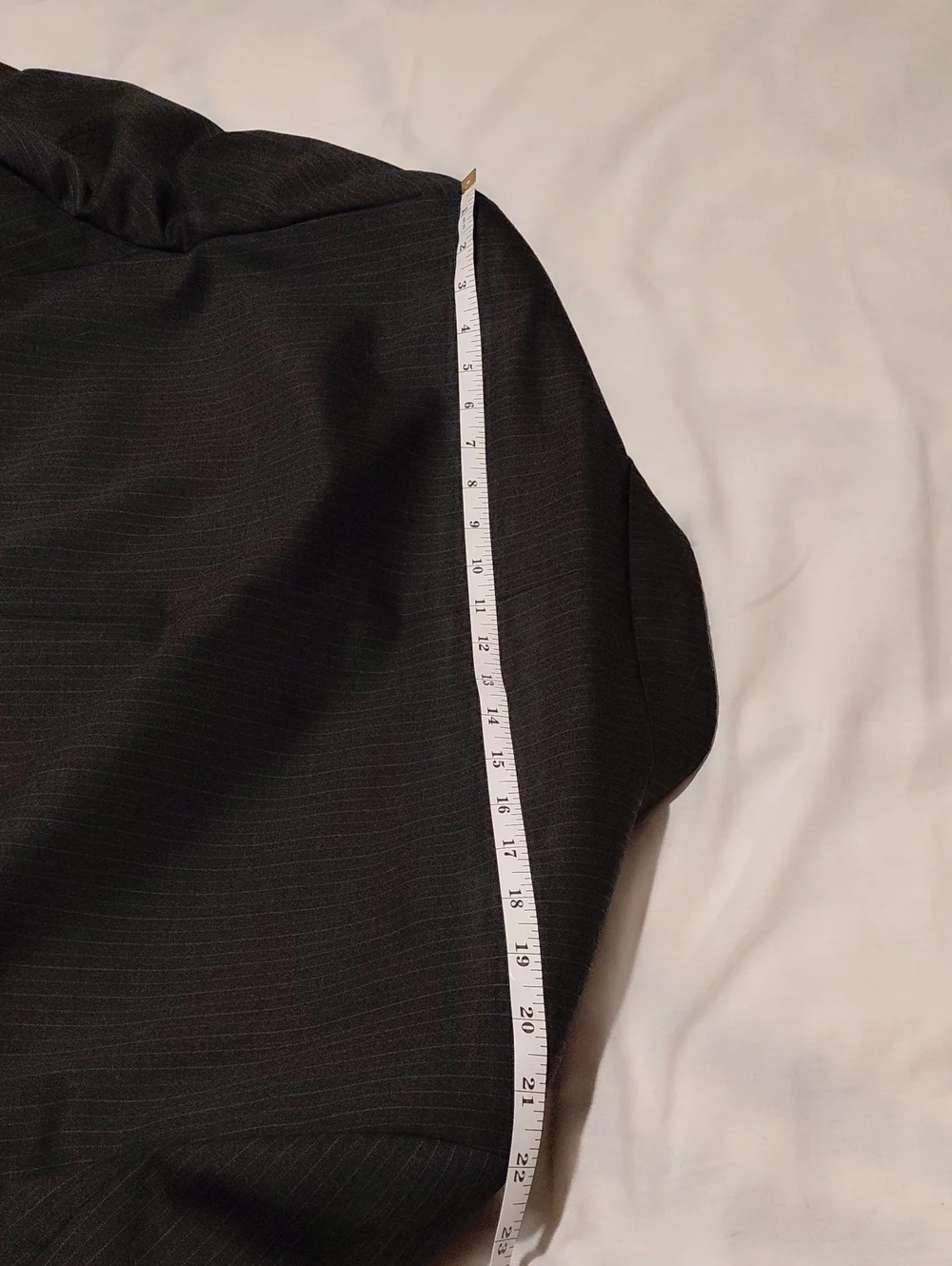 Chaps Men's Charcoal Pinstriped Suit 48L 43W Trousers Wool/Cashmere Blend NWT